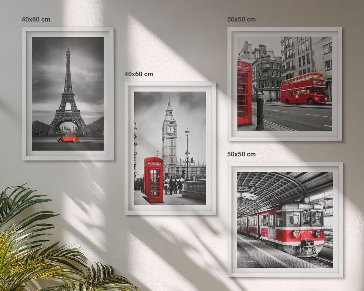 BILDER SET 4er Set - 50x50 cm & 40x60 cm Weißer Rahmen - Rote Busse in der Stadt - Weiß, Kunststoff (50/50cm) - TULUP
