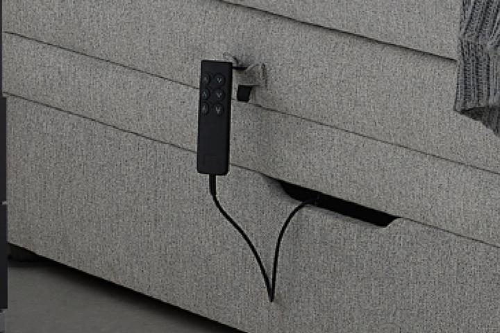 Boxspringbett hellgrau Bettkasten mit Stauraum elektrische Verstellung des Kopf- und Fußteils