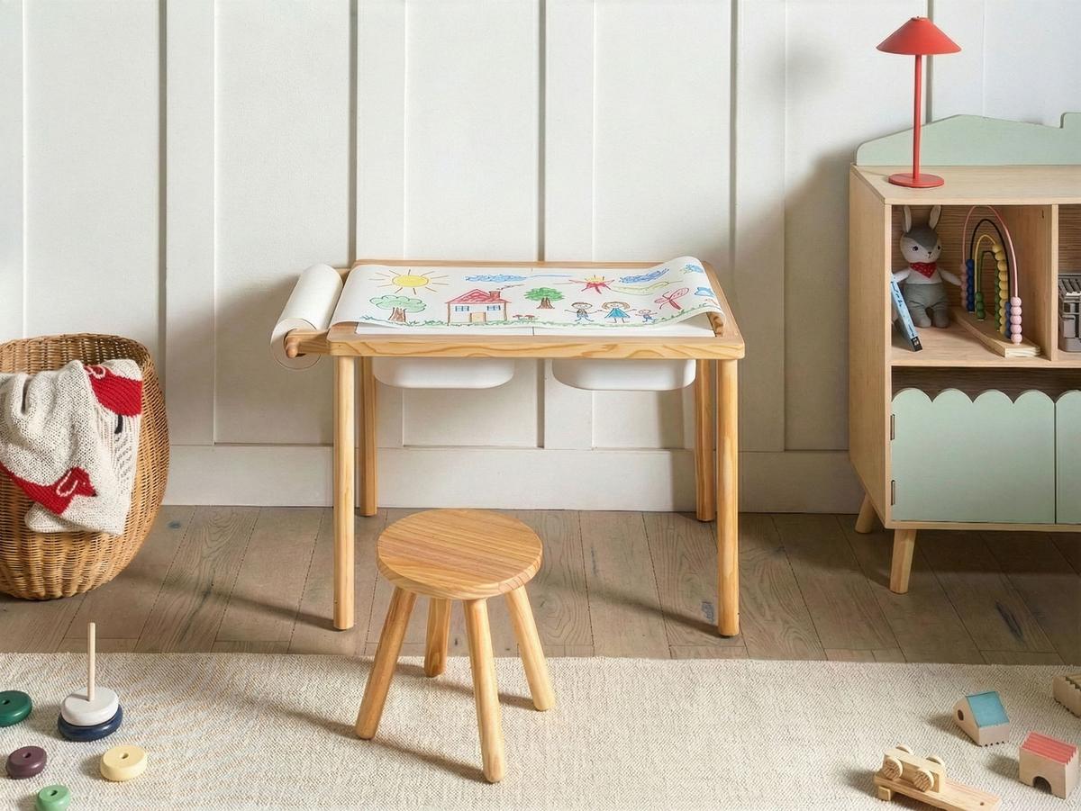 KINDERTISCH und Stuhlset Hellbraun Montessori mit Stauraum Kempsey - Hellbraun, Holz (81/51/52cm) - Beliani