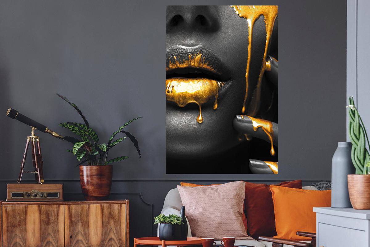 WANDTATTOO Frau - Schwarz - Gold - Gesicht - Lippen Wandaufkleber 80x120 cm - Goldfarben, Kunststoff (80/120/0.1cm) - MuchoWow