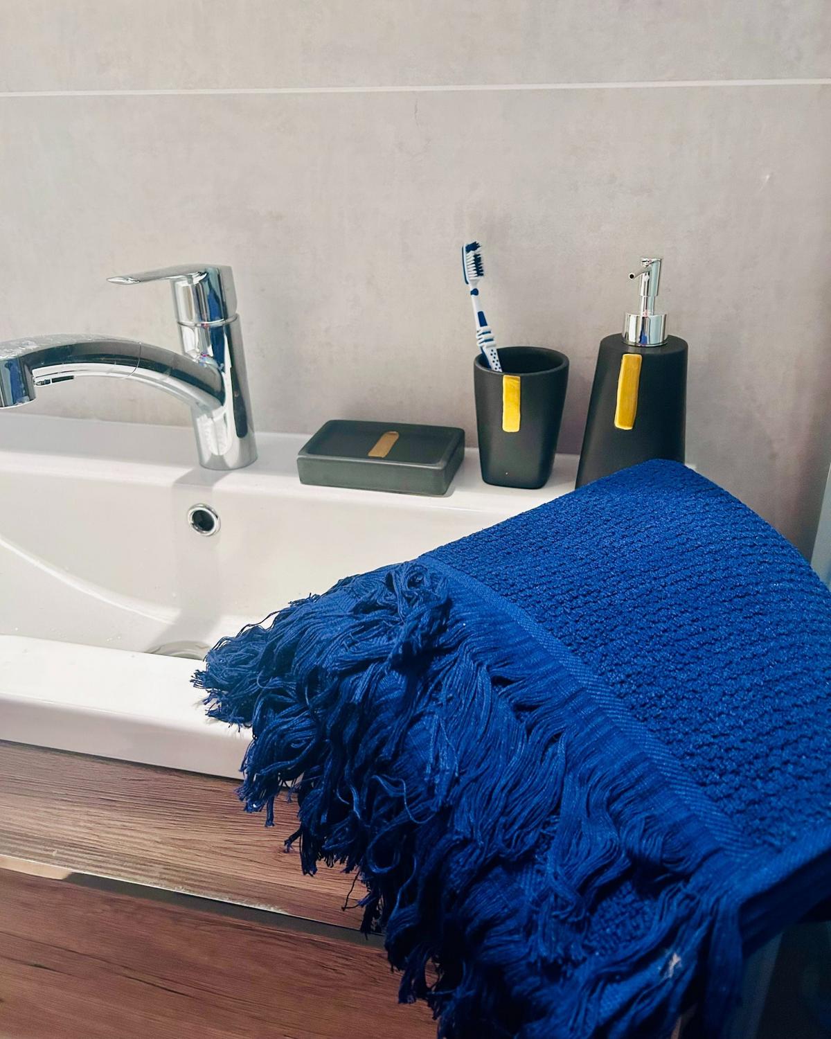BADEHANDTUCH 9-teilig Blau Atiu - Blau, Textil (70/140cm) - Beliani