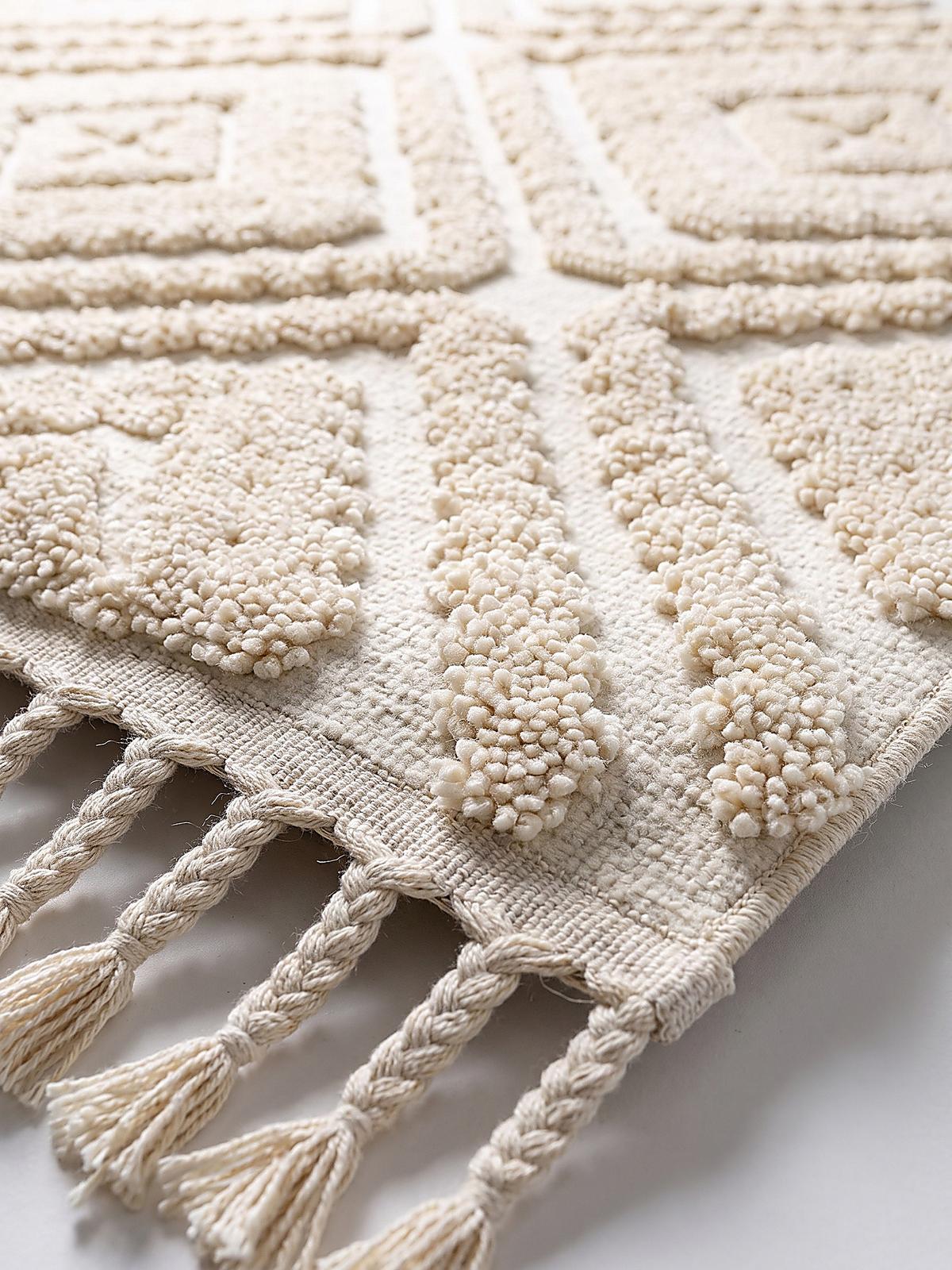 TEPPICH Hochflor, mit Fransen, TALLA, in Creme, Rautenmuster, 133 x 190 cm - Beige, Textil (133/190cm) - KADIMA DESIGN