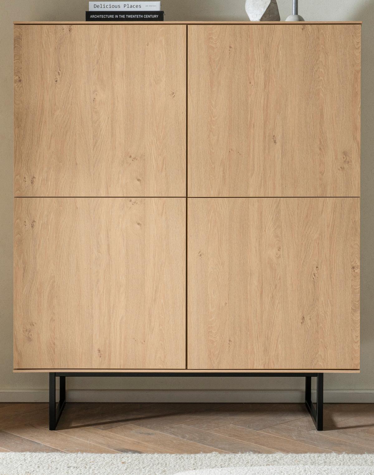 HIGHBOARD Stone Eiche, 4-türige Kommode 115 x 137 cm mit Push-to-Open - Eichefarben/Schwarz, Holzwerkstoff/Metall (115/137/40cm) - Furn.Design