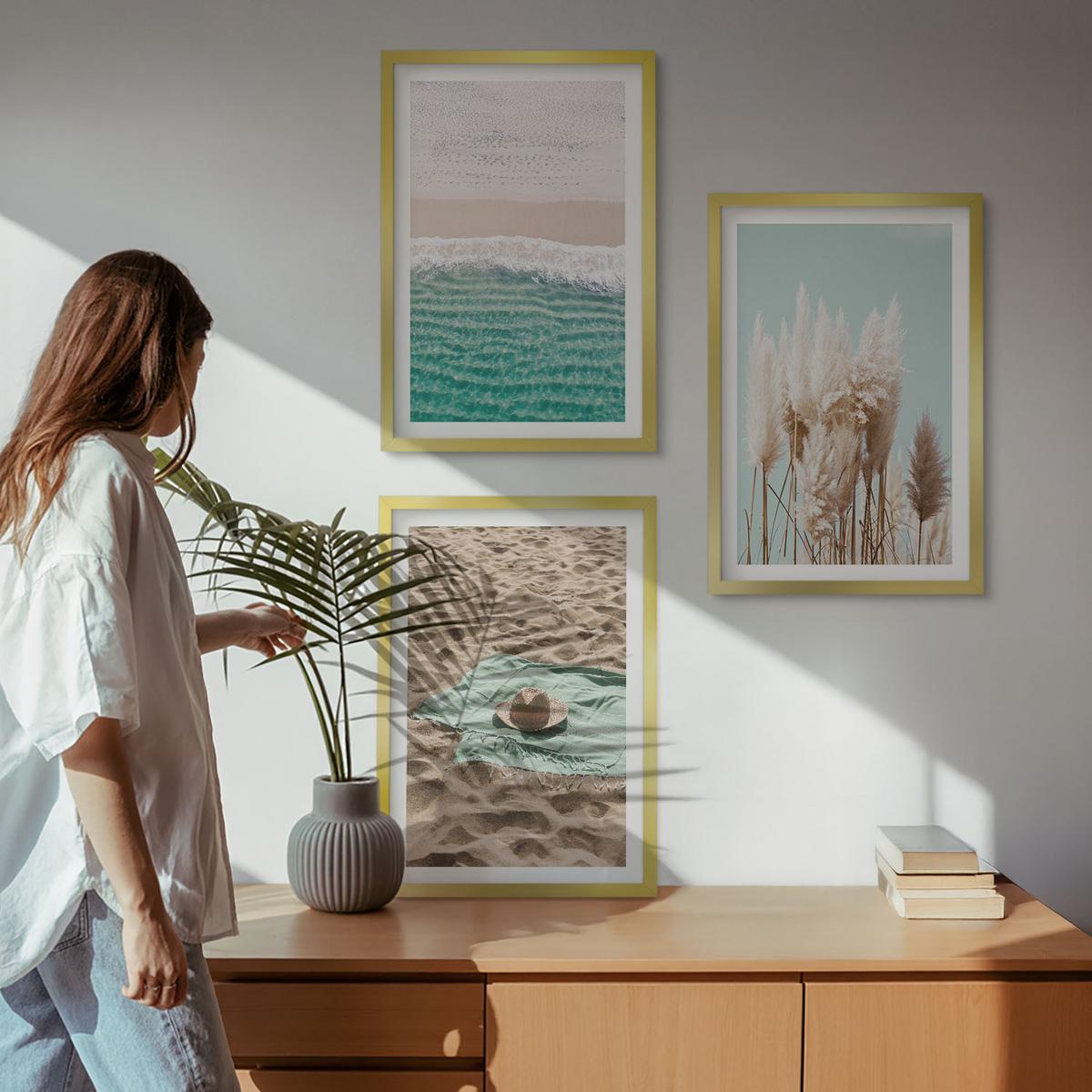 BILDER SET 3er Set - 40x60 cm Goldrahmen - Strandwellen Grashut - Goldfarben, Kunststoff (40/60cm) - TULUP