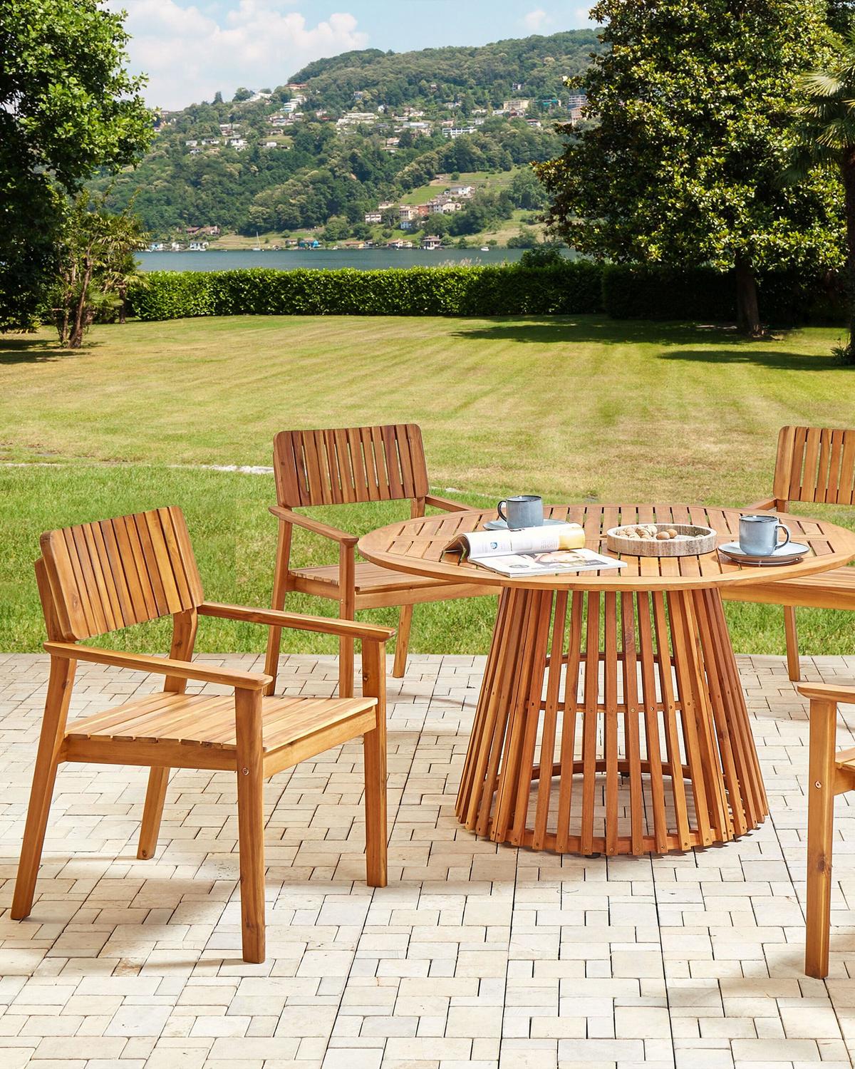 GARTENSTUHL 4er-Set Holz Heller Holzfarbton Agello - Hellbraun, Holz (55/88/60cm) - Beliani