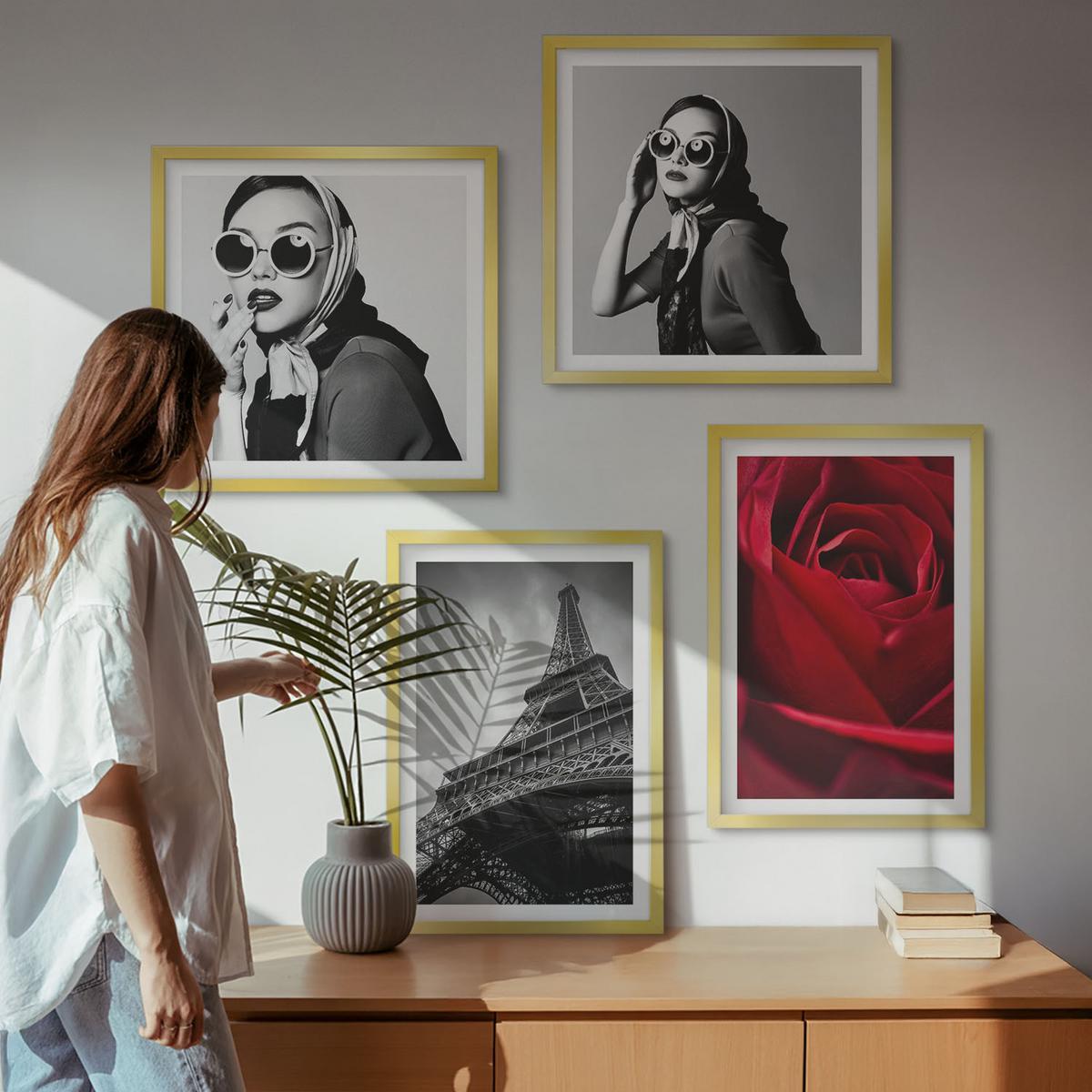 BILDER SET 4er Set - 50x50 cm & 40x60 cm Goldrahmen - Pariserin mit Eiffelturmbrille - Goldfarben, Kunststoff (50/50cm) - TULUP