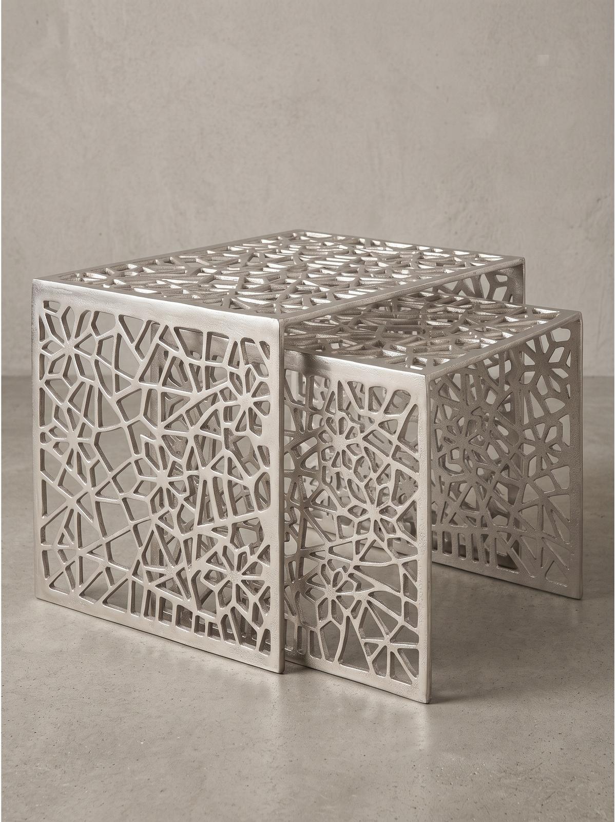 COUCHTISCHE 2er-Set INDRE, Aluminium, handgefertigt, Silber, 50 x 40 x 40 cm - Silberfarben, Metall (40/50/40cm) - KADIMA DESIGN