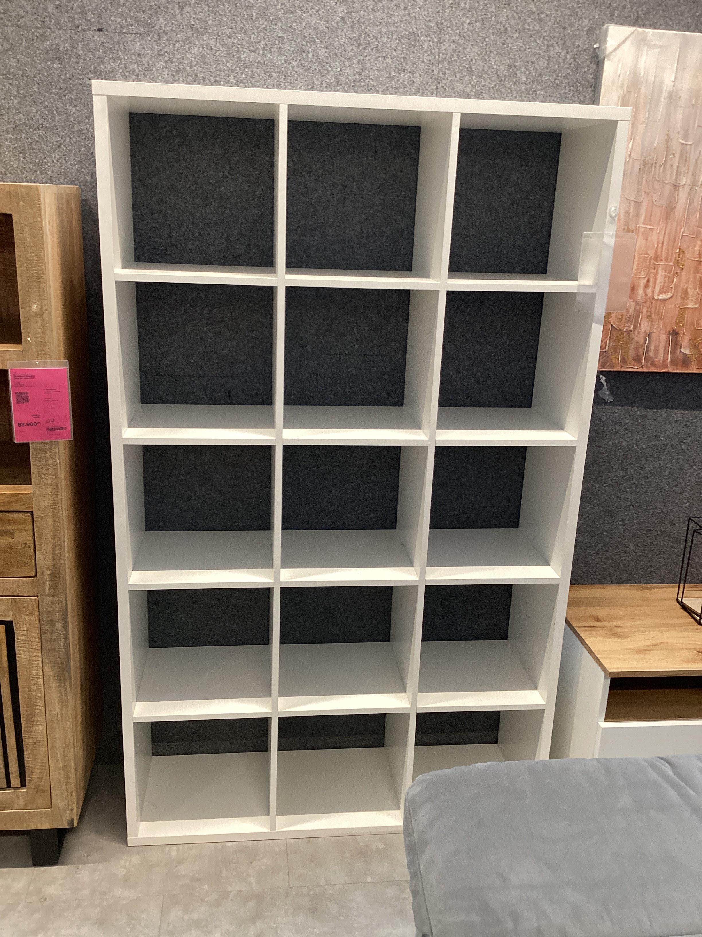 CSEPEL OUTLET MAURO TÉRELVÁLASZTÓ