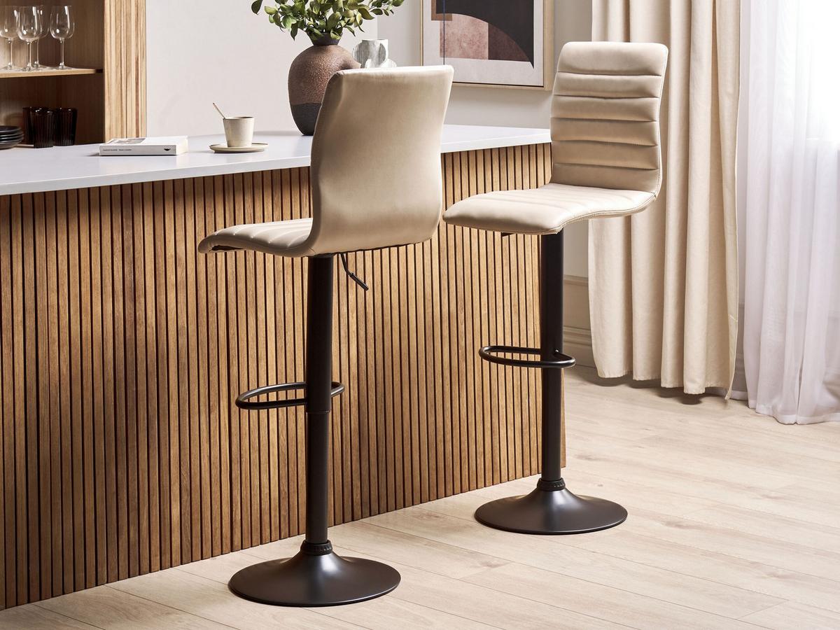 BARHOCKER 2er-Set Kunstleder hellbeige/schwarz höhenverstellbar Lucerne - Beige/Schwarz, Kunststoff (39/69/49cm) - Beliani