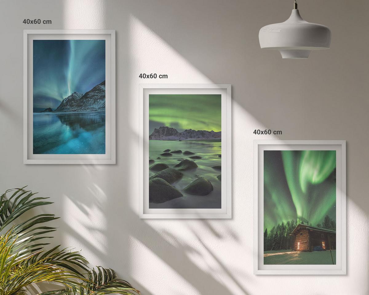 BILDER SET 3er Set - 40x60 cm Weißer Rahmen - Winterlandschaften, Nordlichter, Berge - Weiß, Kunststoff (40/60cm) - TULUP