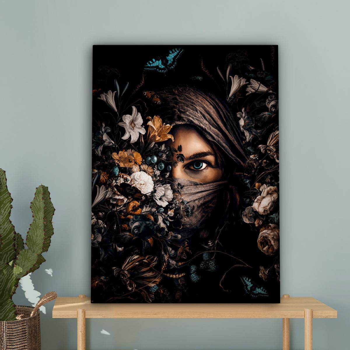 LEINWANDBILD Frau - Luxus - Blumen - Schmetterling - Porträt Wandbild Wohnzimmer 60x80 cm - Schwarz, Textil (60/80cm) - MuchoWow