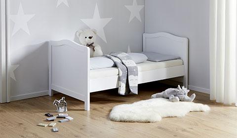 Schlichtes Kinderbett günstig kaufen bei mömax.