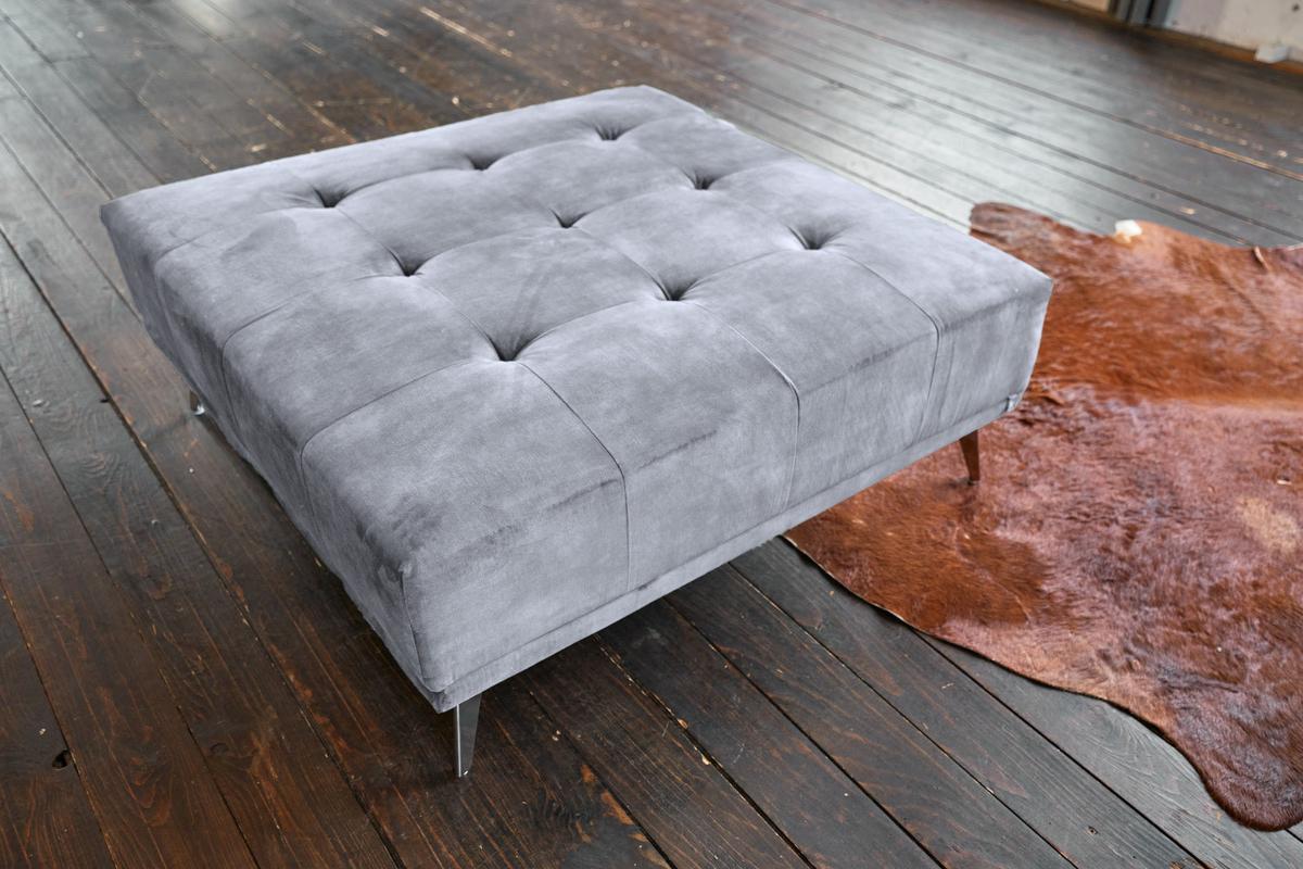 HOCKER WIOLO Grau Velvet - Silberfarben/Grau, Textil/Metall (110/42/110cm) - KAWOLA