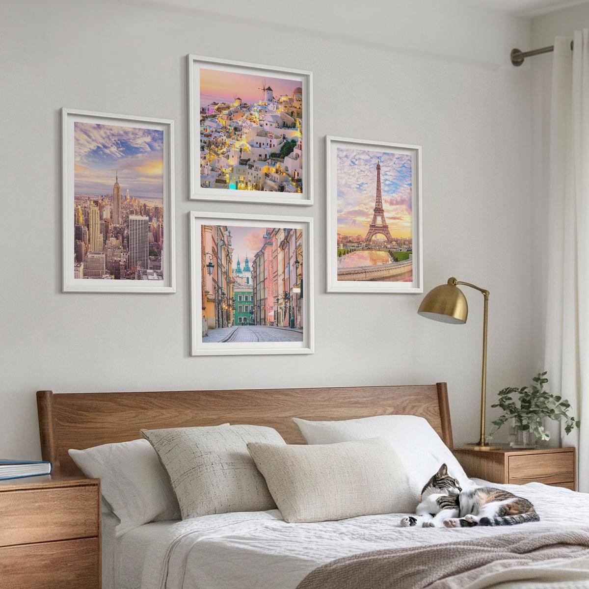 BILDER SET 4er Set - 50x50 cm & 40x60 cm Weißer Rahmen - New York Paris Oia Warschau Dämmerung - Weiß, Kunststoff (50/50cm) - TULUP