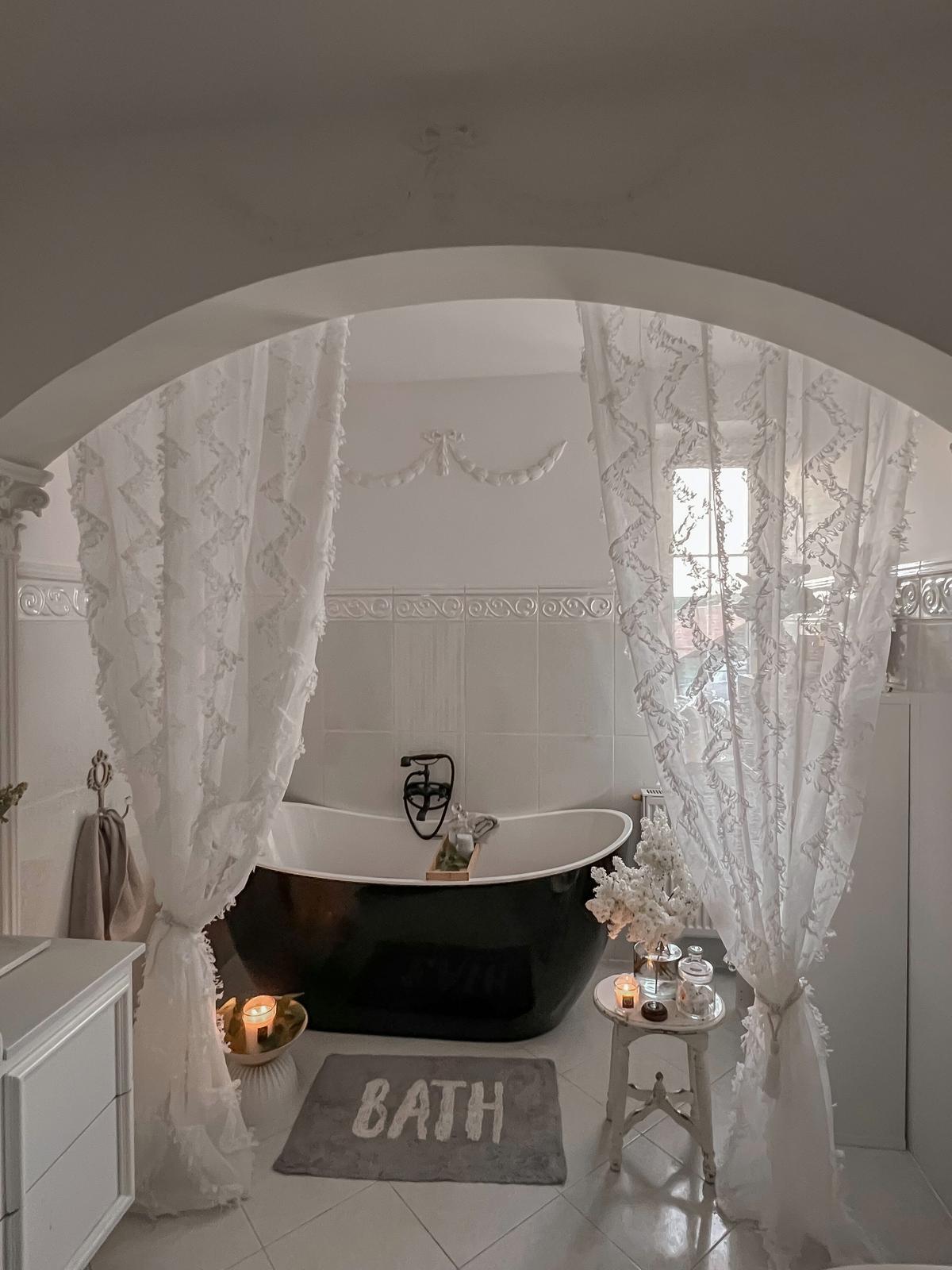 BADEWANNE FREISTEHEND 77x170x72 cm schwarz Antigua - Schwarz, Kunststoff (77/72/170cm) - Beliani