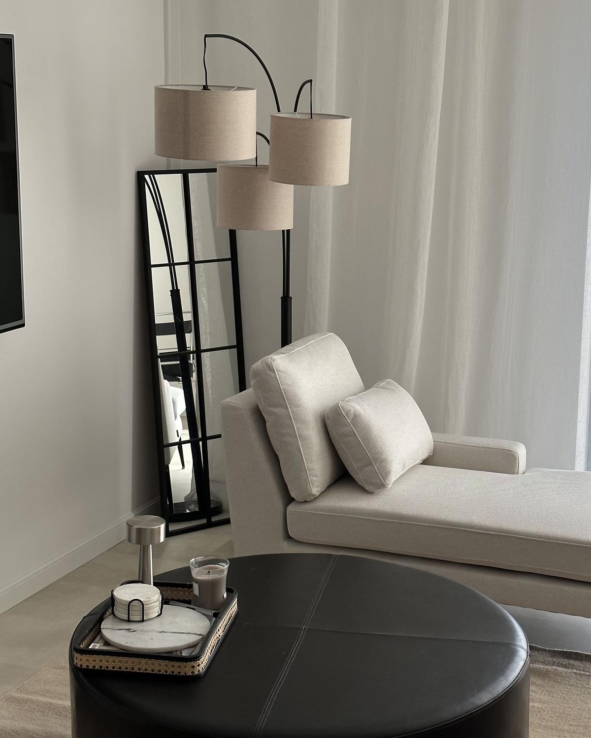 STEHLAMPE Beige/Schwarz Caroni - Beige/Schwarz, Metall (70/70/178cm) - Beliani