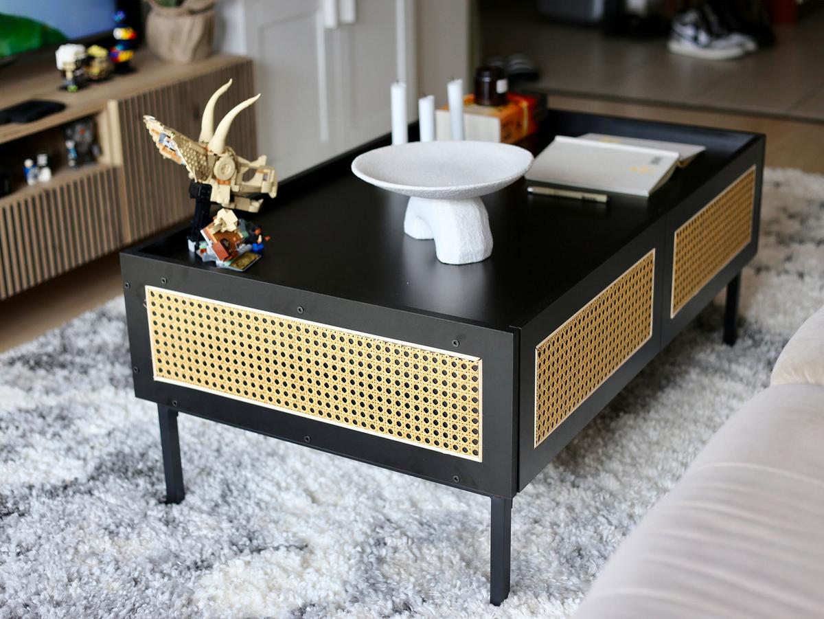 COUCHTISCH Schwarz/Heller Holzfarbton Cullen - Hellbraun/Schwarz, Holzwerkstoff (97/57/42cm) - Beliani