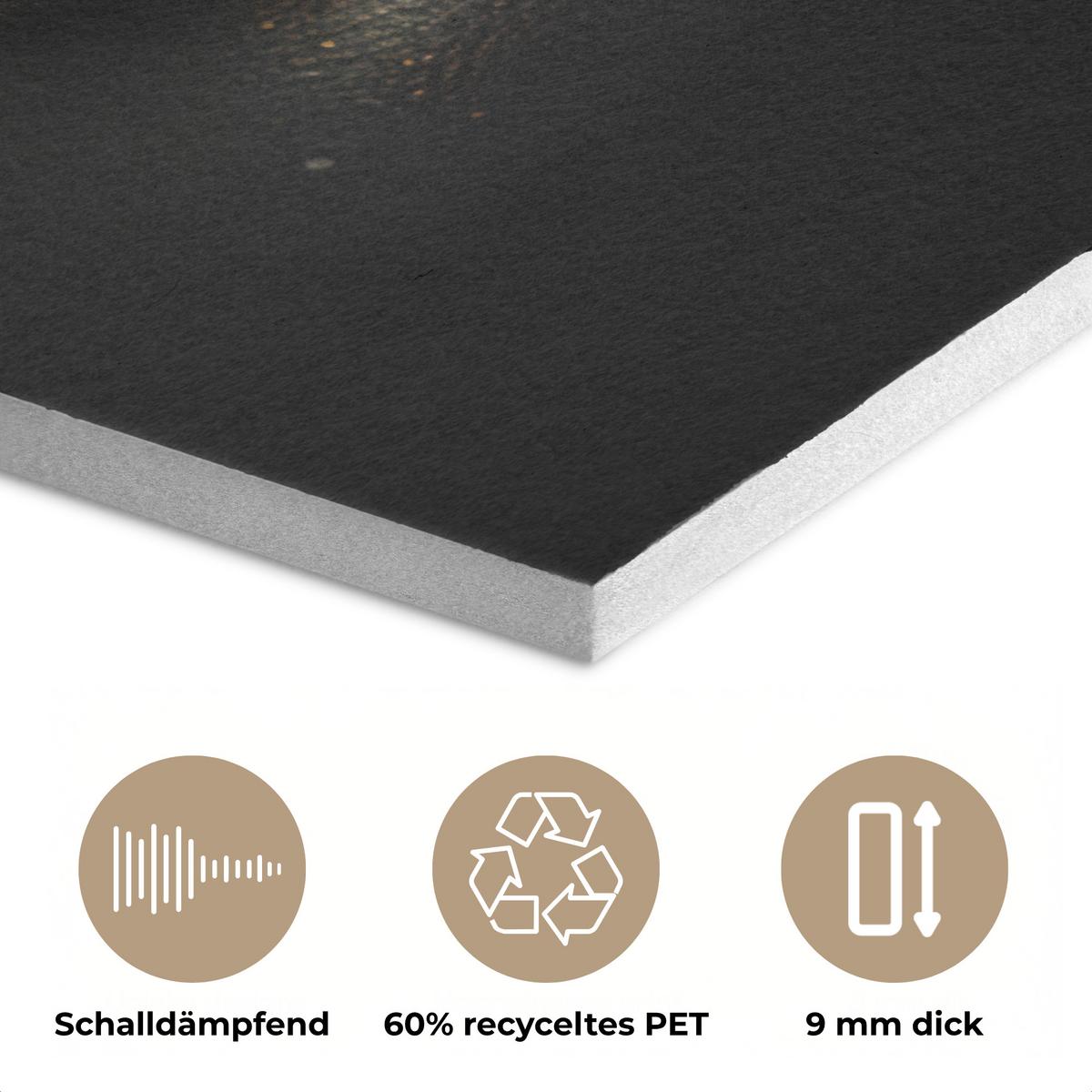 AKUSTIKBILD Frau - Porträt - Lippen - Gold - Schwarz Wanddeko 60x90 cm - Schwarz, Kunststoff (60/90/0.9cm) - MuchoWow
