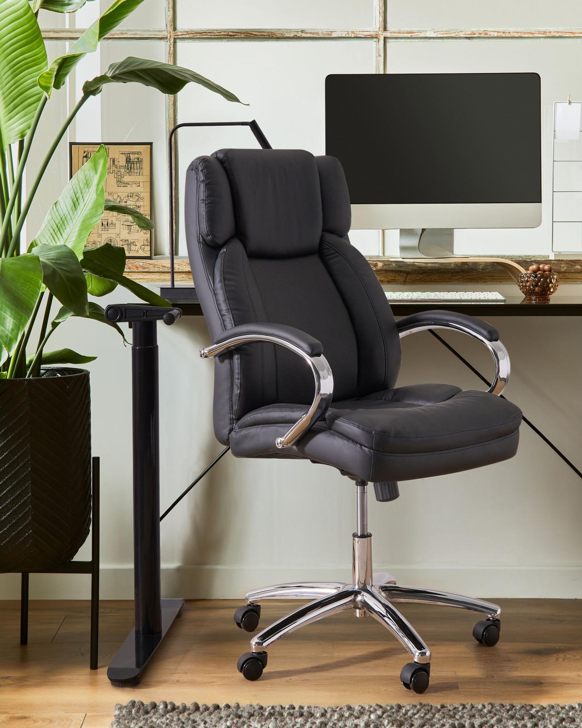CHEFSESSEL Kunstleder Schwarz Honor - Schwarz, Kunststoff (65/112/65cm) - Beliani