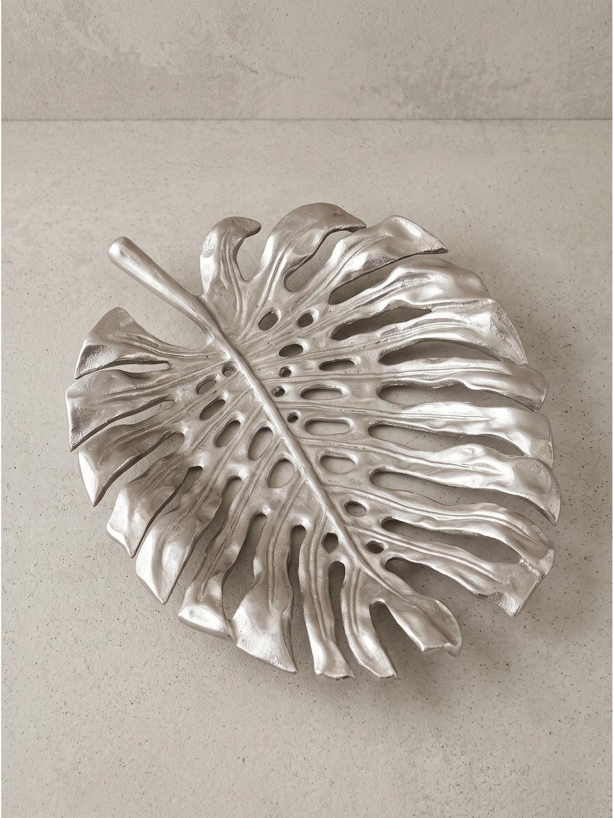DEKOSCHALE MILNA, Aluminium, handgefertigt, Silber, 36 x 29 x 4 cm - Silberfarben, Metall (4cm) - KADIMA DESIGN