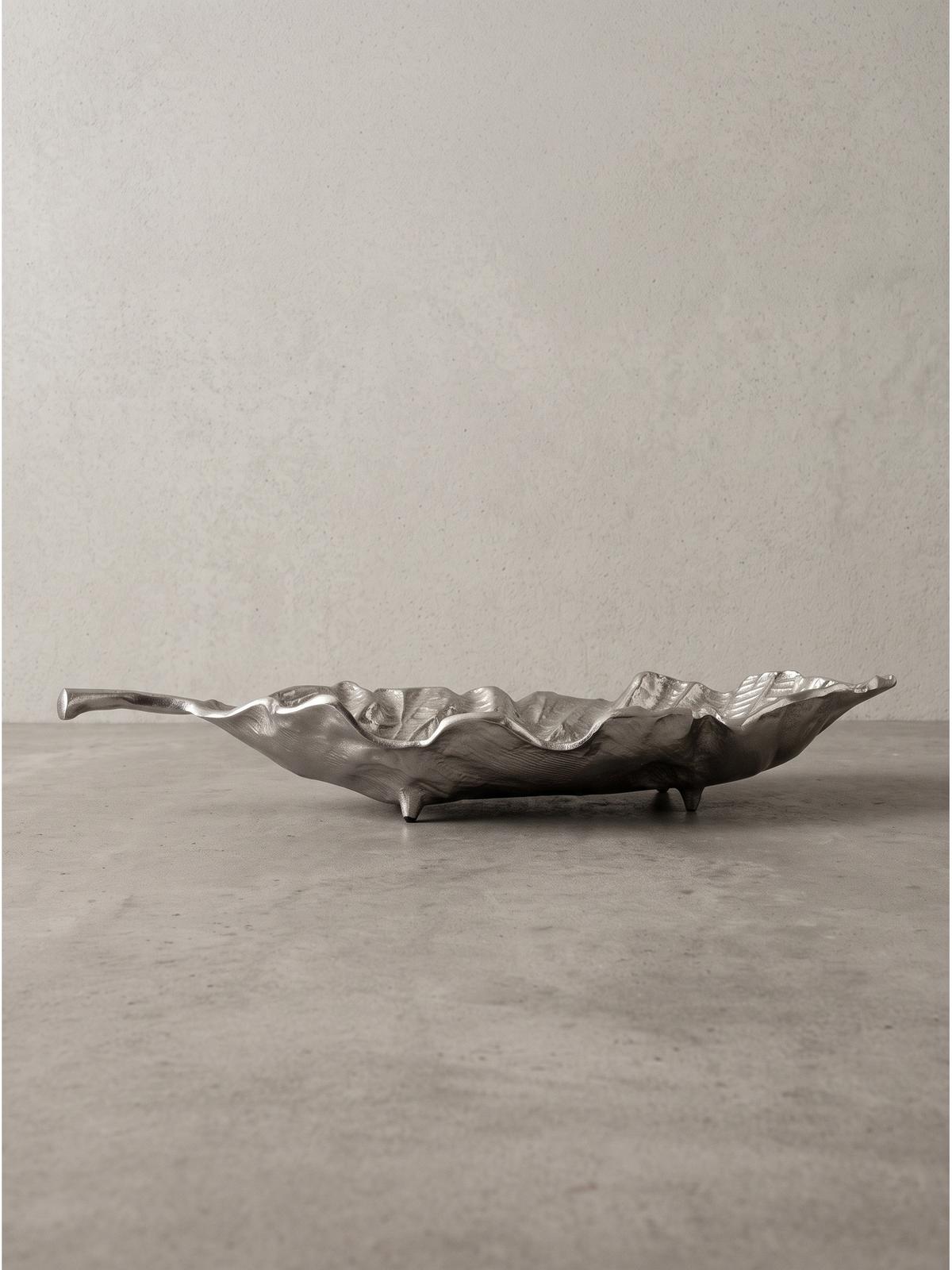 DEKOSCHALE SUBIACO, Aluminium, handgefertigt, Silber, 67 x 27 x 11 cm - Silberfarben, Metall (11cm) - KADIMA DESIGN