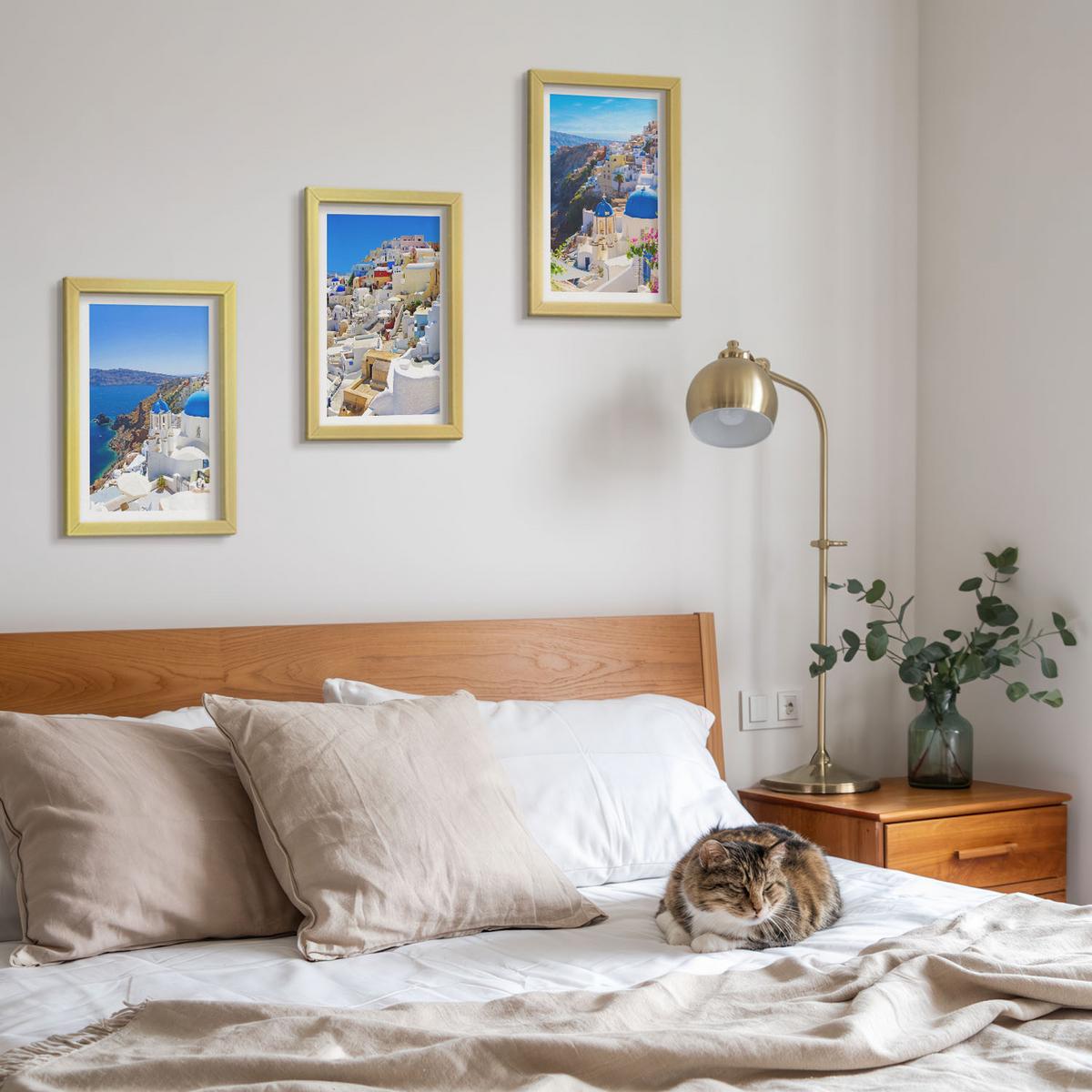 BILDER SET 3er Set - 20x30 cm Goldrahmen - Landschaftsarchitektur Oia Santorini - Goldfarben, Kunststoff (20/30cm) - TULUP
