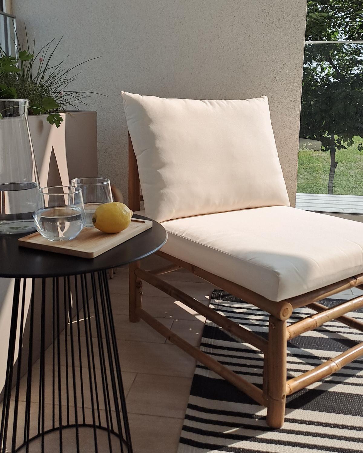 GARTENSTUHL Holz Cremeweiß Cerreto - Hellbraun/Weiß, Holz (55/80/67cm) - Beliani