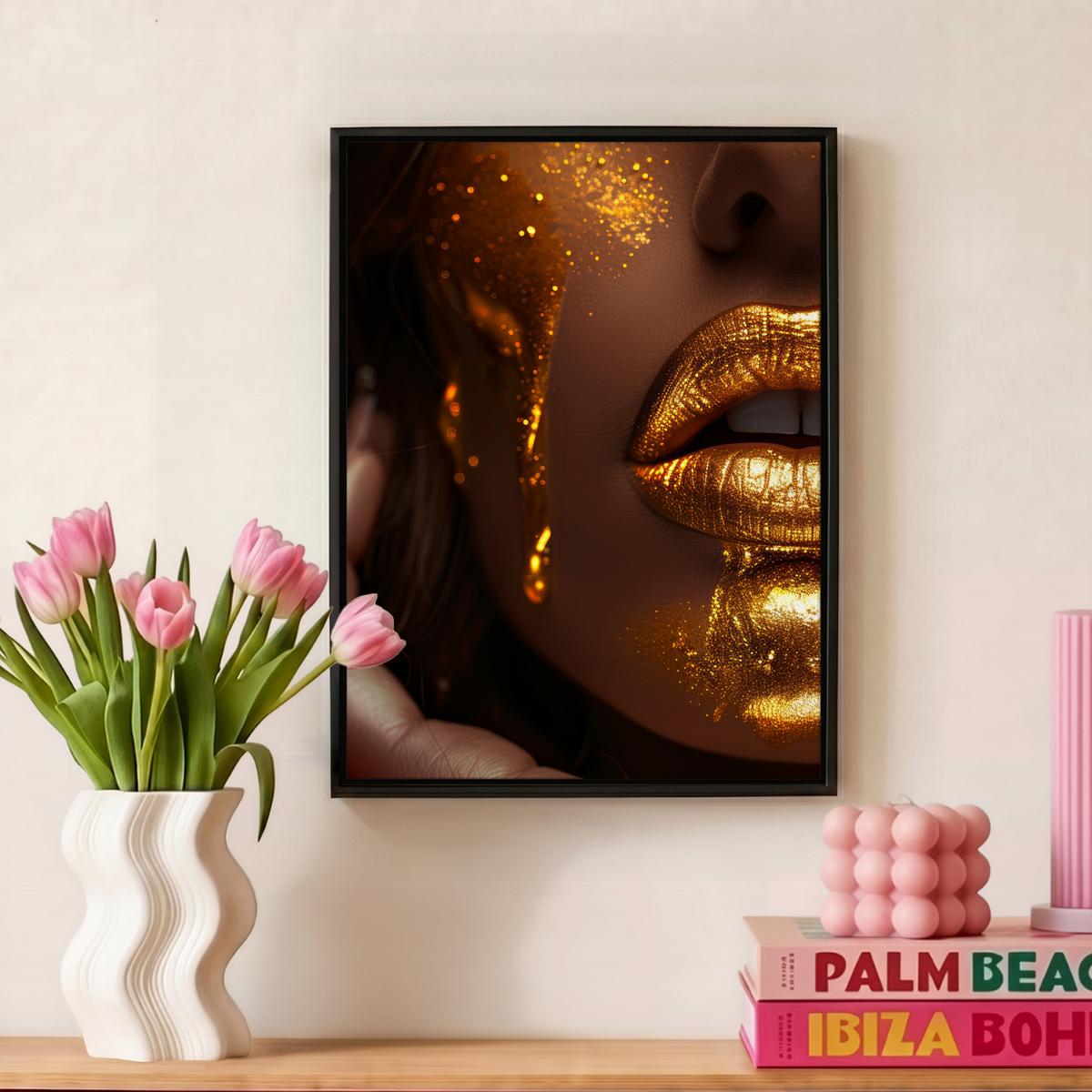 LEINWAND Bilder mit Rahmen - Frau - Gold - Luxus - Porträt - 30x40 - Goldfarben, Textil (30/40cm) - MuchoWow