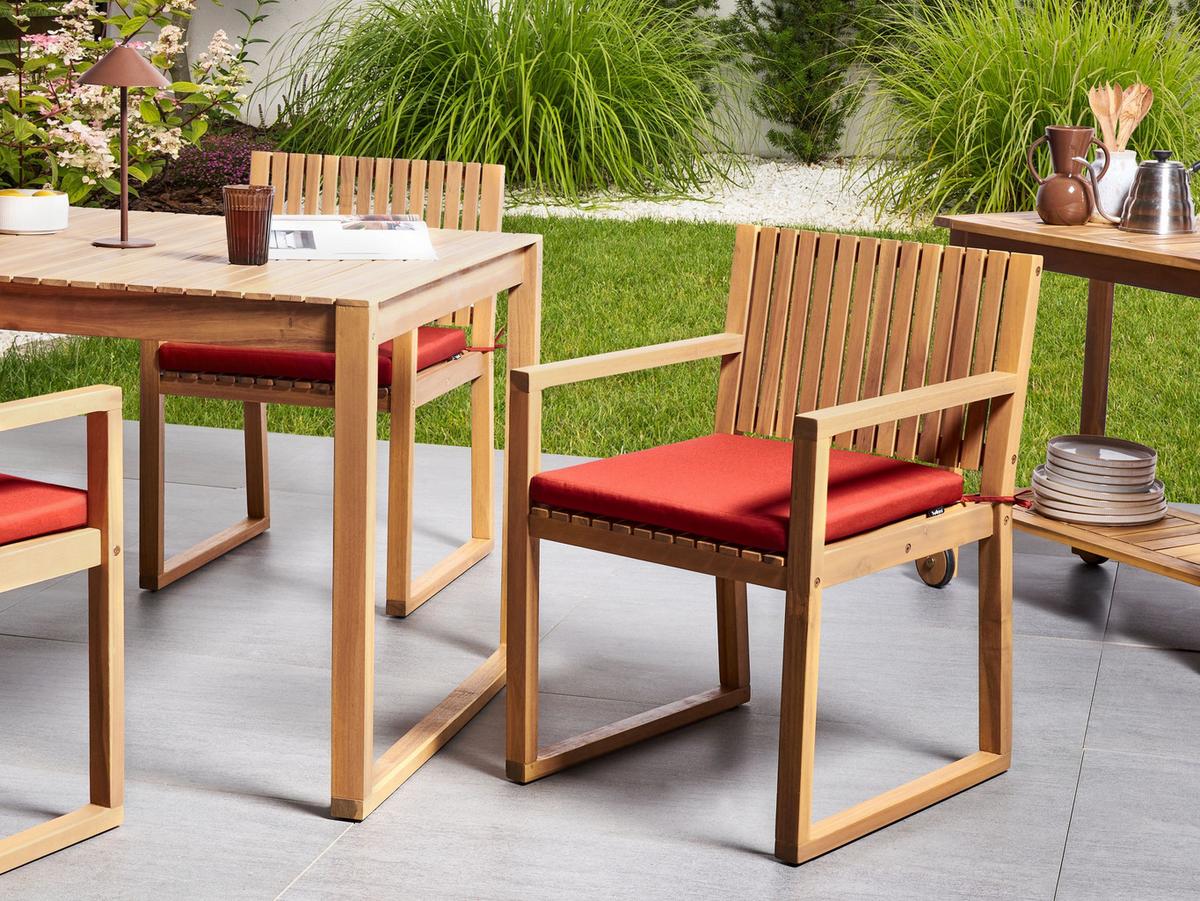 GARTENSTUHLKISSEN 8er-Set Rot 46/46 cm Sassari Premium - Rot, Textil (46/5/46cm) - Beliani