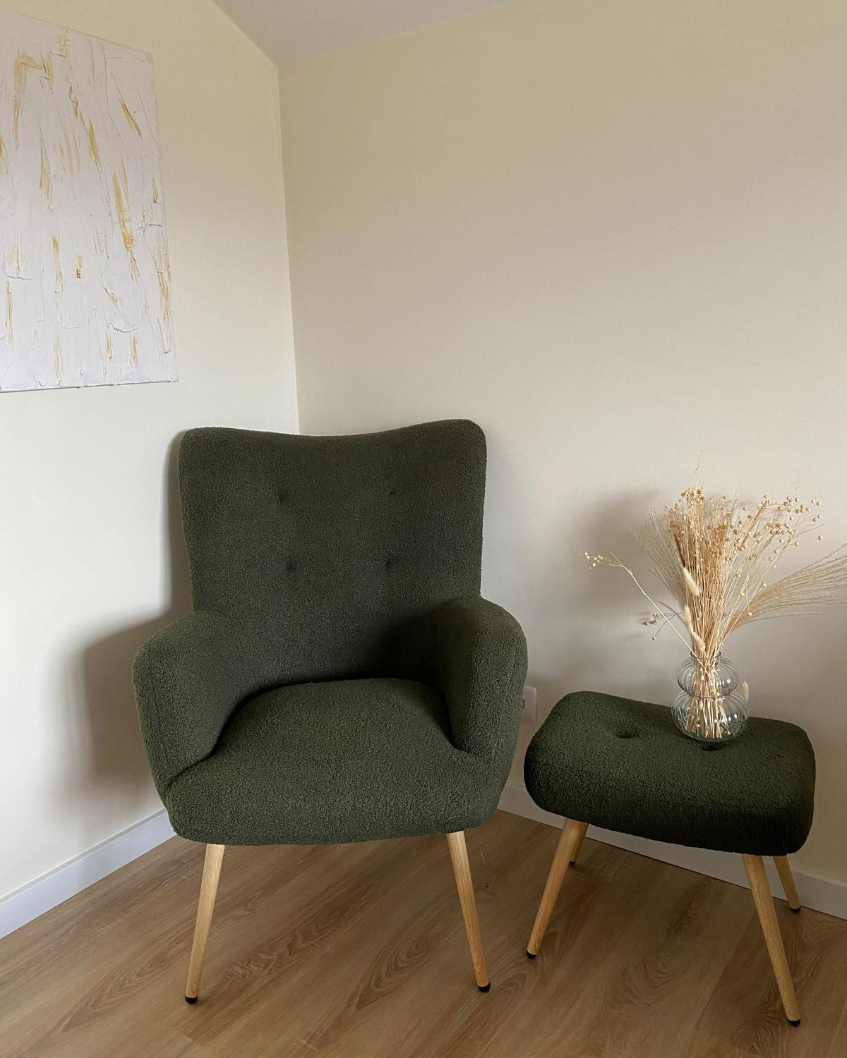 SESSEL Bouclé dunkelgrün mit Hocker Vejle - Hellbraun/Grün, Textil (67/95/52cm) - Beliani