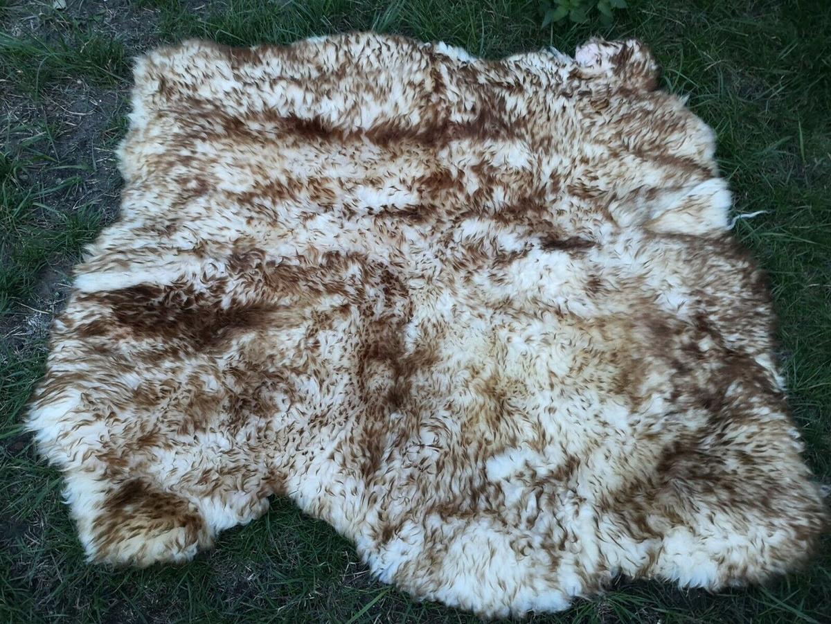 FELL Öko Schaffell Läufer Braun Geflammt ca. 110/110 cm - Braun, Fell (110/110cm) - Provellus