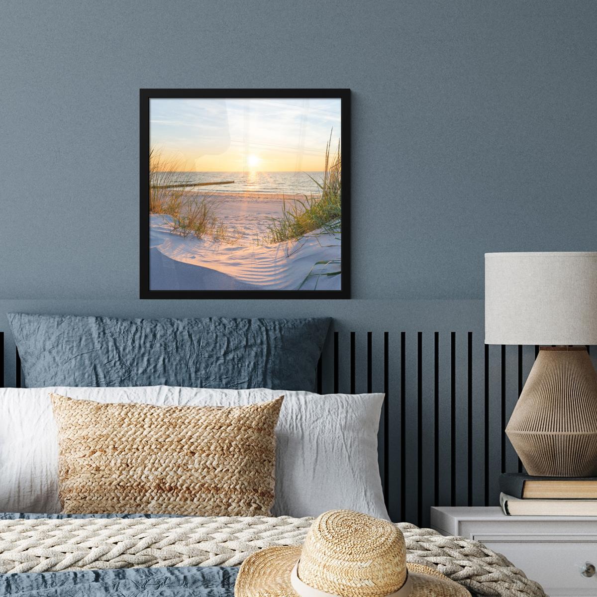 POSTER MIT RAHMENGERAHMTES BILD Strand - Sonne - Düne - Gras - Sand - Horizont 40x40 cm - Hellblau, Papier (40/40cm) - MuchoWow