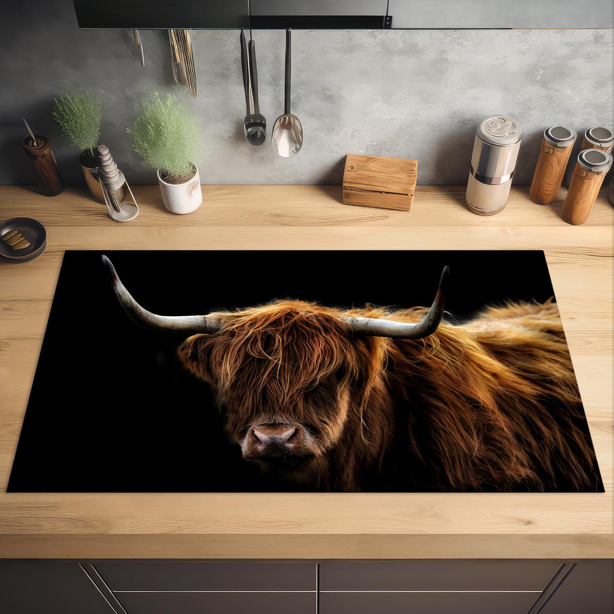 HERDABDECKPLATTE Schottischer Highlander - Hörner - Schwarz - Tiere - Natur - Wild - Kuh Induktionsschutz 91.2x52 cm - Cognac, Kunststoff (91.2/52/0.2cm) - MuchoWow