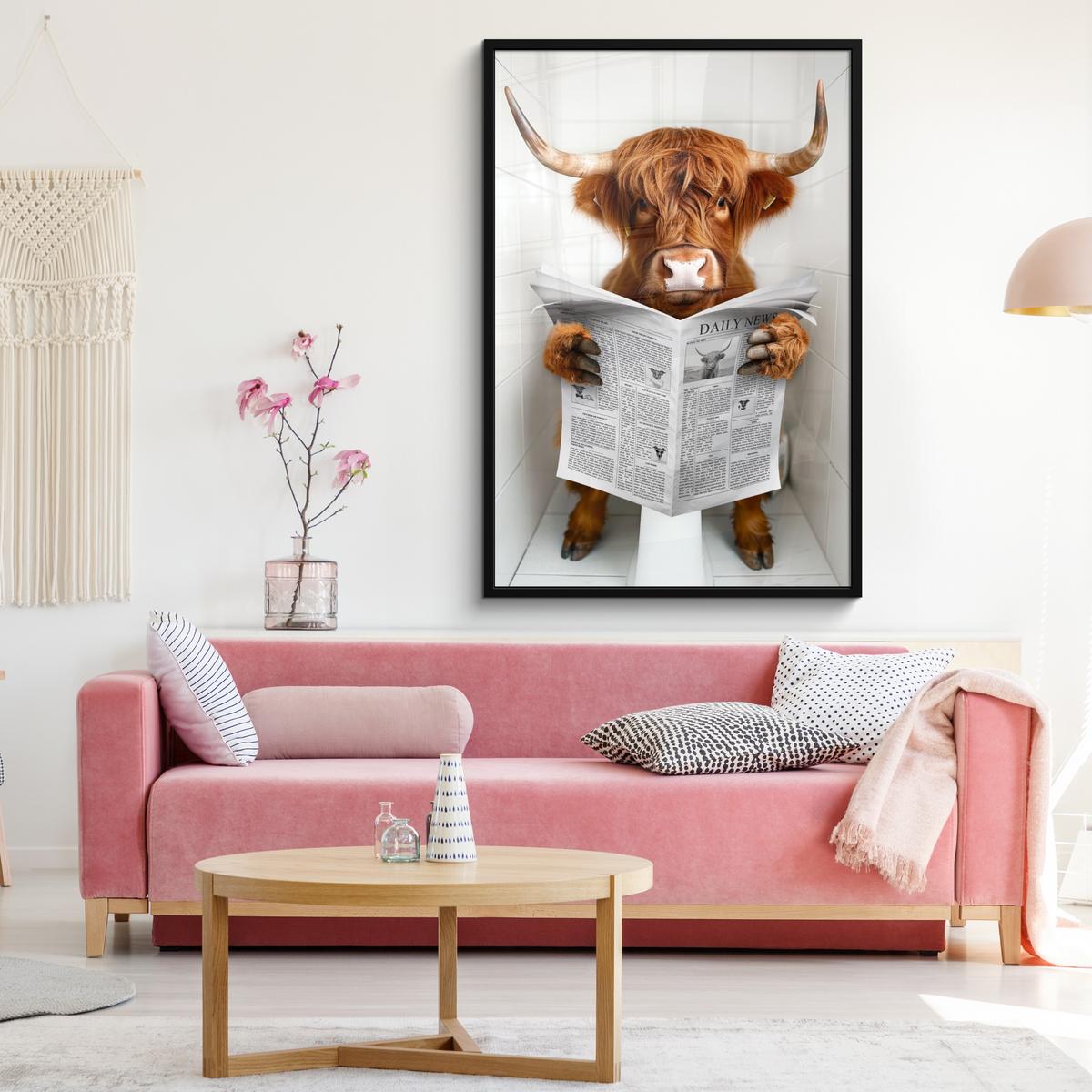POSTER MIT RAHMEN Schottischer Highlander - Tier - Zeitung - Toilette Bilderleiste 80x120 cm - Kastanienfarben, Papier (80/120cm) - MuchoWow