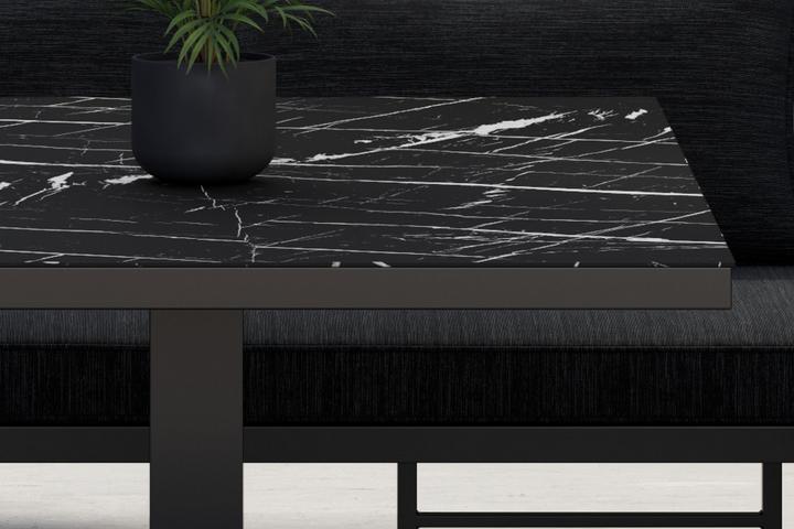 Tisch zu Dining Lounge Marmoroptik Schwarz Eisen pulverbeschichtet matt Polywood wetterbeständig