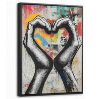 LEINWAND Bilder mit Rahmen - Hände - Herz - Straßenkunst - Graffiti - 30x40 - Multicolor, Textil (30/40cm) - MuchoWow