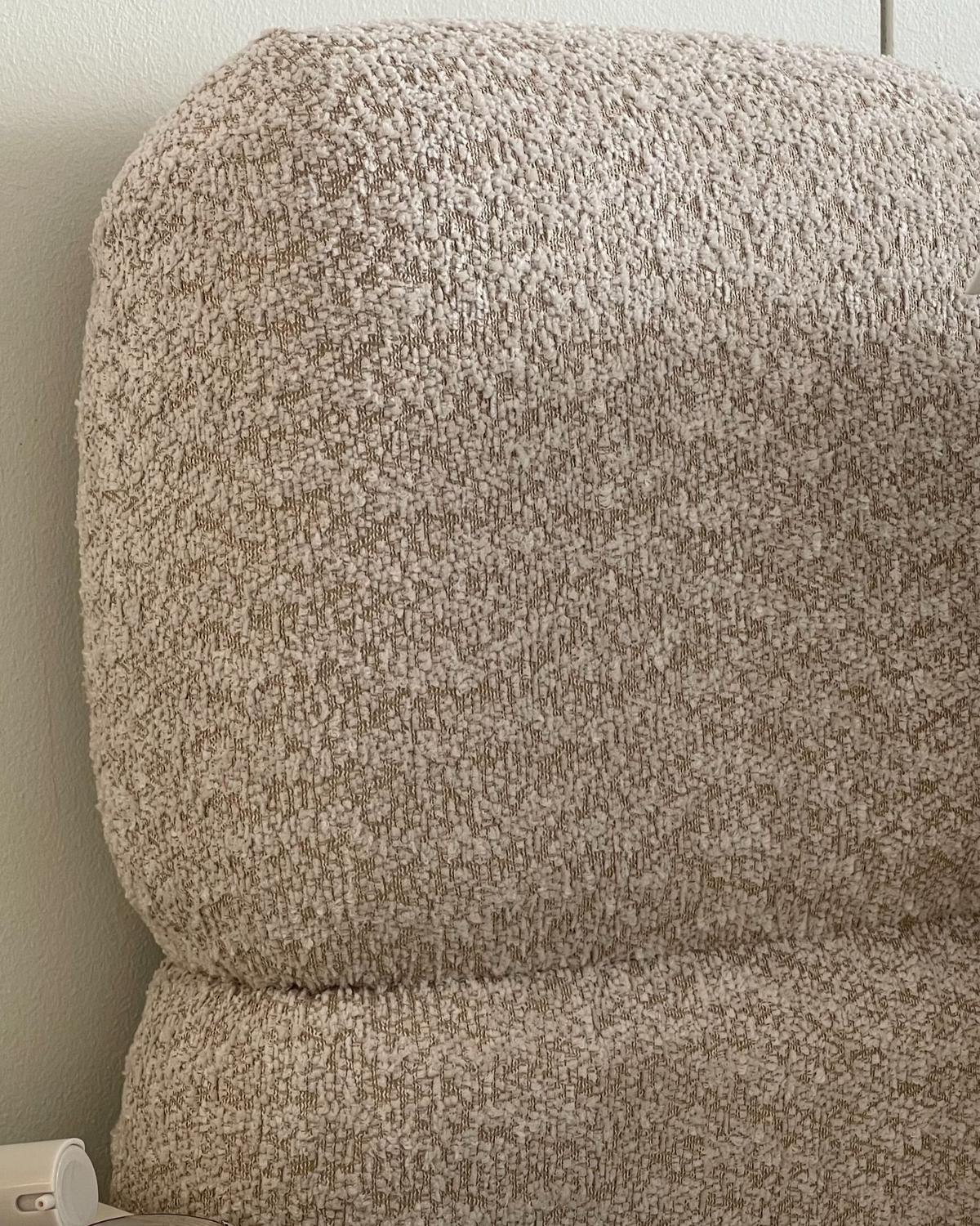 BETT mit Stauraum 180/200 cm Bouclé Hellbeige Baston - Beige, Textil (180/200cm) - Beliani