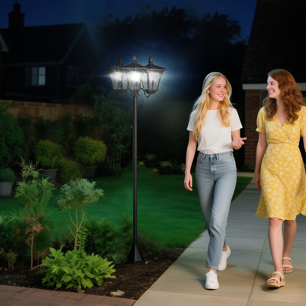 SOLAR Gartenlaterne mit 3 flammig Solarlaterne mit LED 120 Lumen IP44 Kunststoff - Schwarz, Metall (51.5/47/182.5cm) - Outsunny