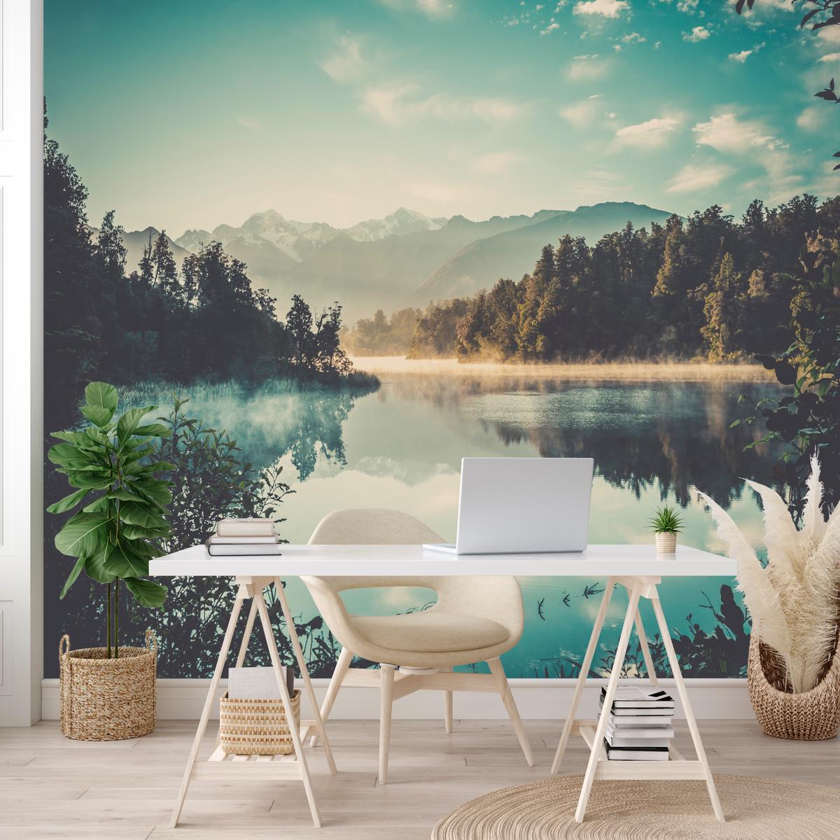FOTOTAPETE für Esszimmer Bergsee Wald Bäume Nebel 300x210 - Türkis/Gelb, Papier (300/210cm) - Muralo
