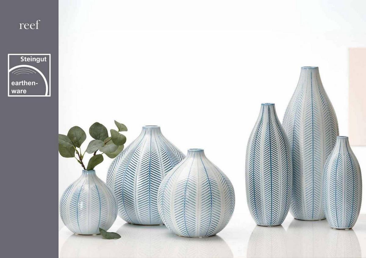 KUGELVASE Reef weiß-blau 25 cm - Blau/Weiß, Keramik (25cm) - Ritzenhoff Breker