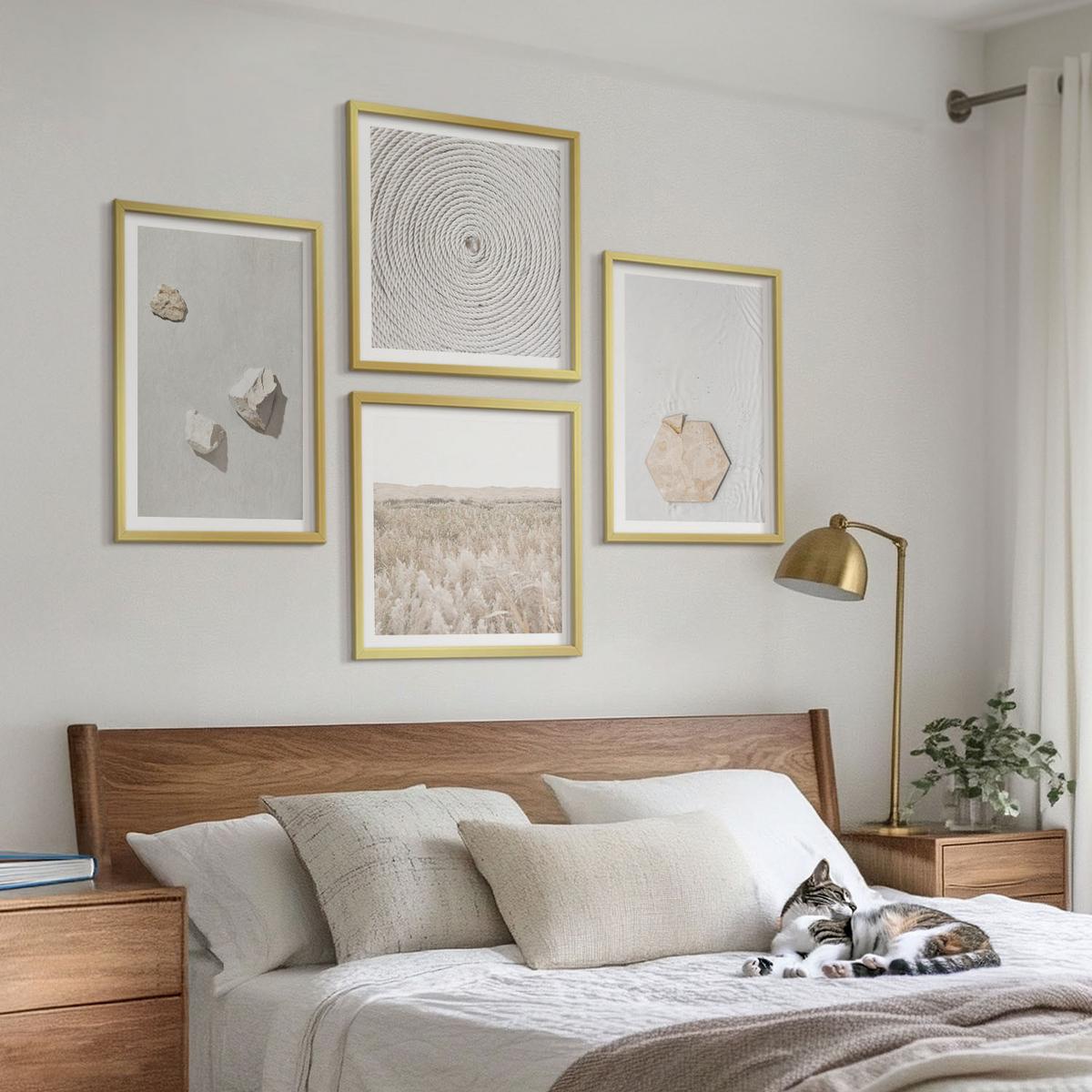 BILDER SET 4er Set - 50x50 cm & 40x60 cm Goldrahmen - Leichte Boho-Sandtexturen - Goldfarben, Kunststoff (50/50cm) - TULUP