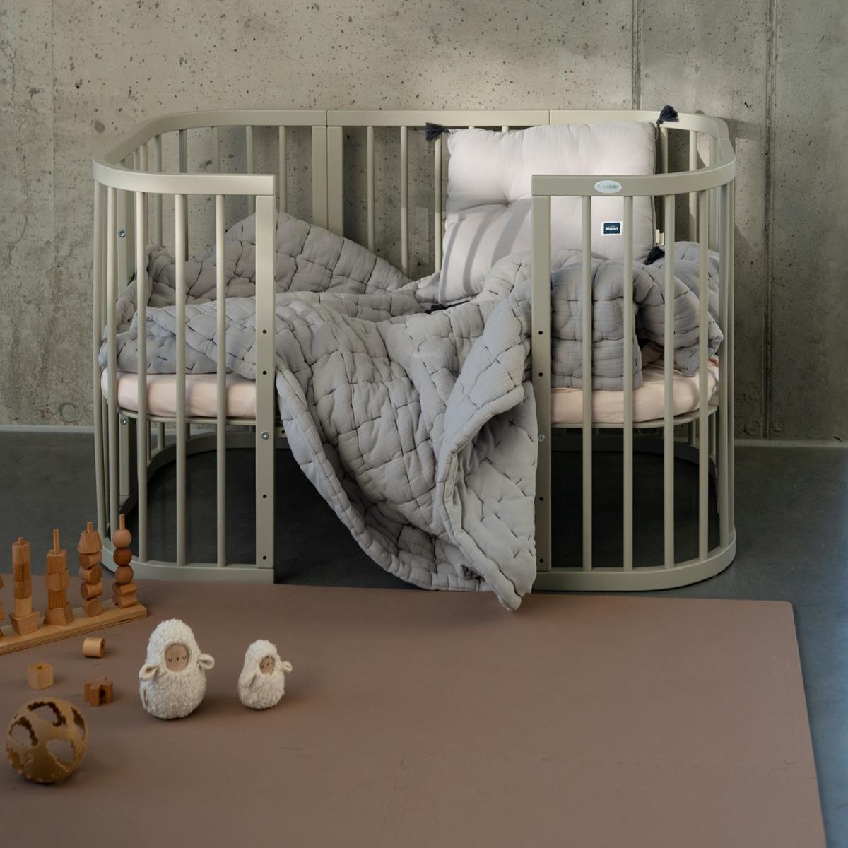 BABYBETT OLIVE, 7in1 mit Matratze - Olivgrün, Holz (73/123cm) - waldin