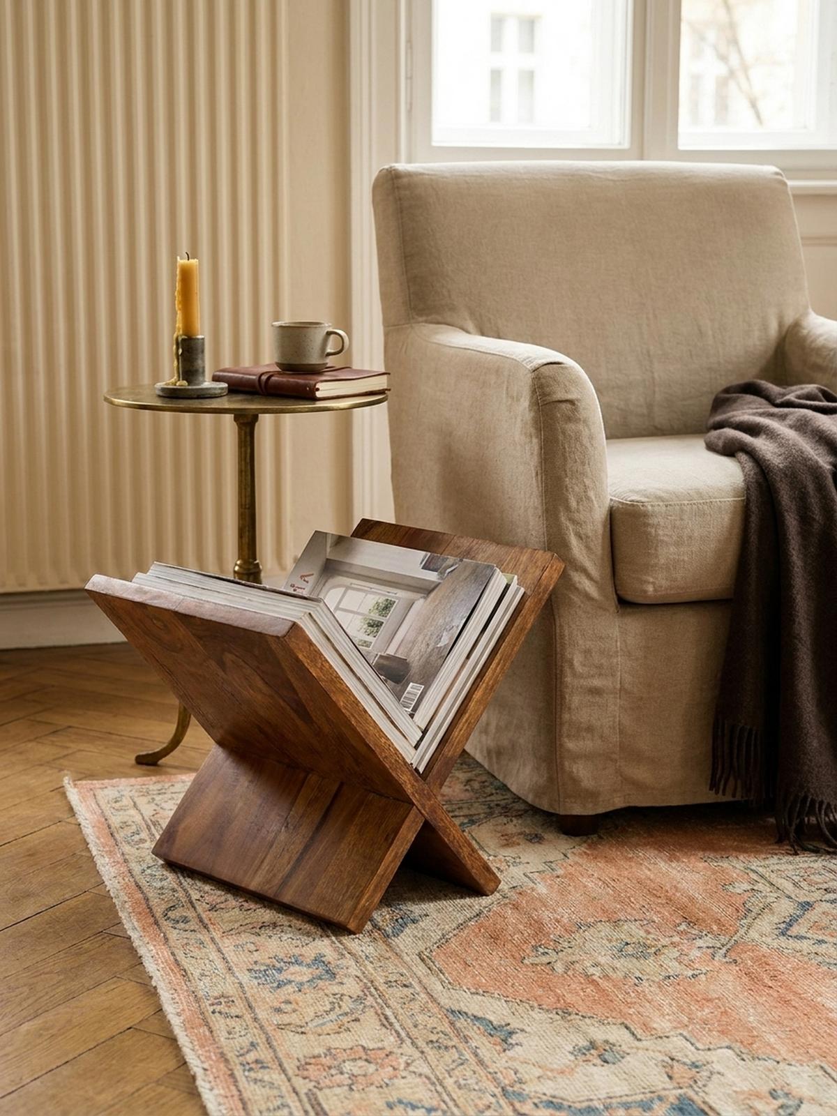 ZEITUNGSSTÄNDER Massivholz Handgefertigt X-Form, Braun 29x28x31 cm - Braun, Holz (29/31/28cm) - KADIMA DESIGN
