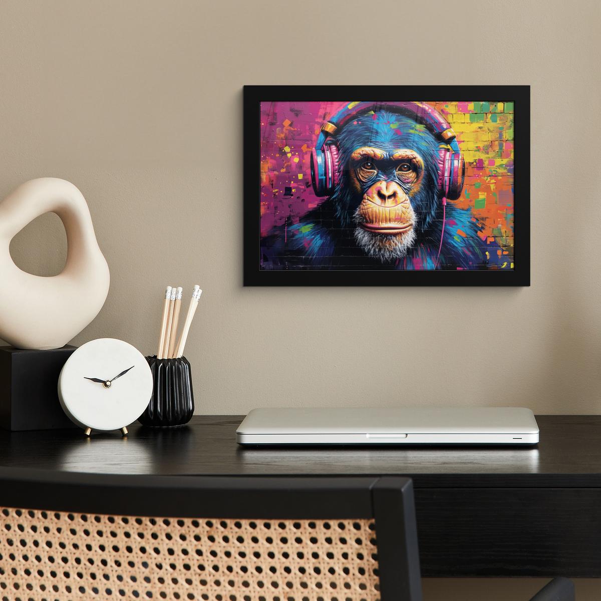 POSTER MIT RAHMENGERAHMTES BILD Graffiti - Schimpanse - Straßenkunst - Kopfhörer - Affe 30x20 cm - Blau, Papier (30/20cm) - MuchoWow