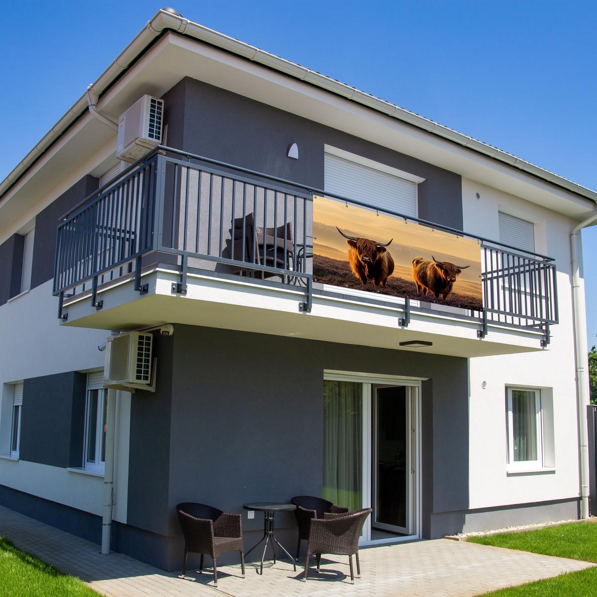 BALKON-SICHTSCHUTZ Schottische Hochlandbewohner - Heide - Landschaft - Tiere Witterungsbeständig 200x90 cm - Cognac, Kunststoff (200/90cm) - MuchoWow