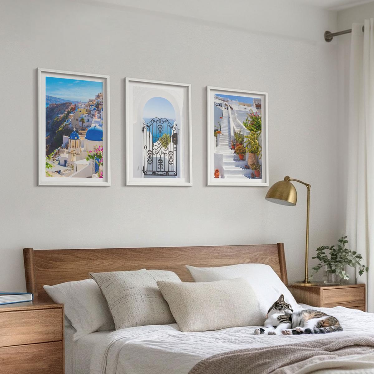 BILDER SET 3er Set - 40x60 cm Weißer Rahmen - Santorini-Architektur Oia - Weiß, Kunststoff (40/60cm) - TULUP