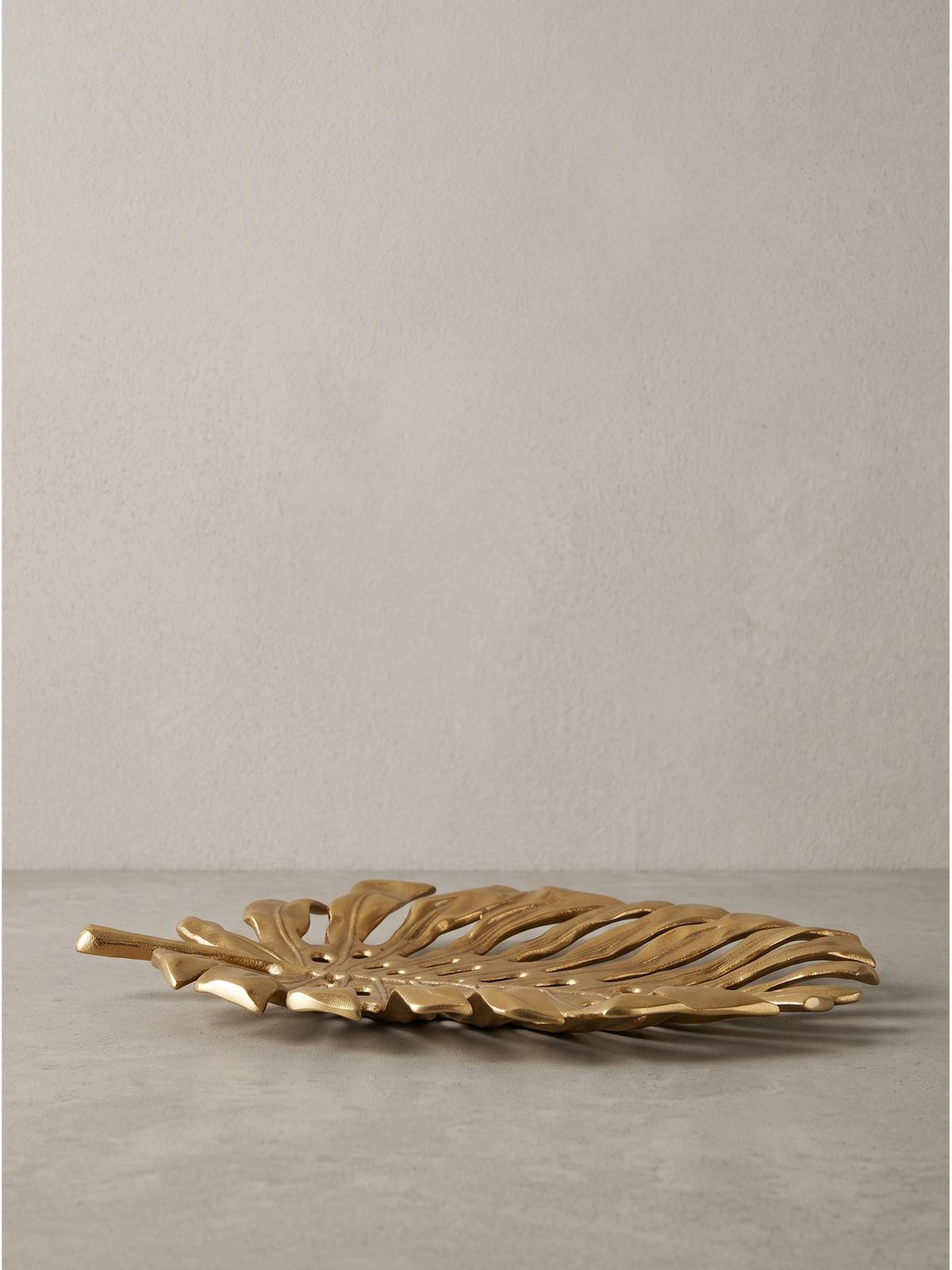 DEKOSCHALE MILNA, Aluminium, handgefertigt, Gold, 36 x 29 x 4 cm - Goldfarben, Metall (4cm) - KADIMA DESIGN