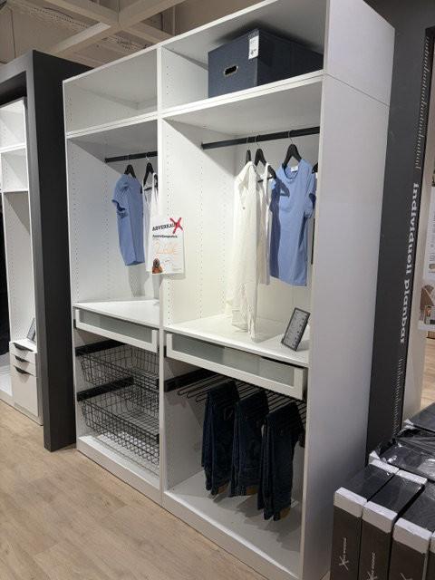 Schrank "Unit"