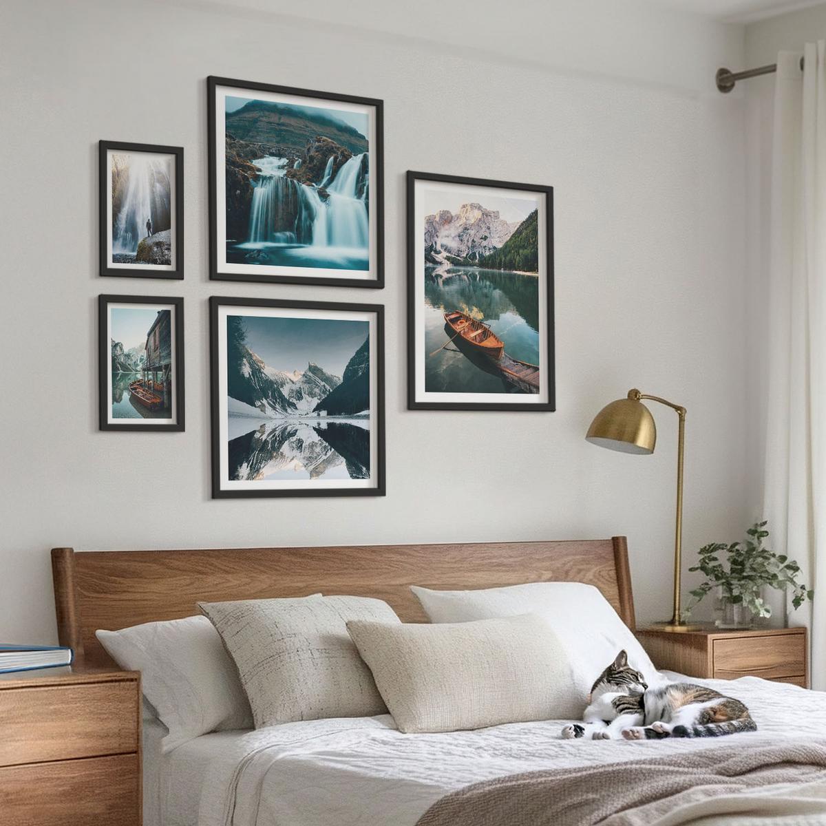 BILDER SET 5er Set - 50x50 cm & 20x30 cm & 40x60 cm Schwarzer Rahmen - Spiegelung der Boote auf Bergseen - Schwarz, Kunststoff (40/60cm) - TULUP