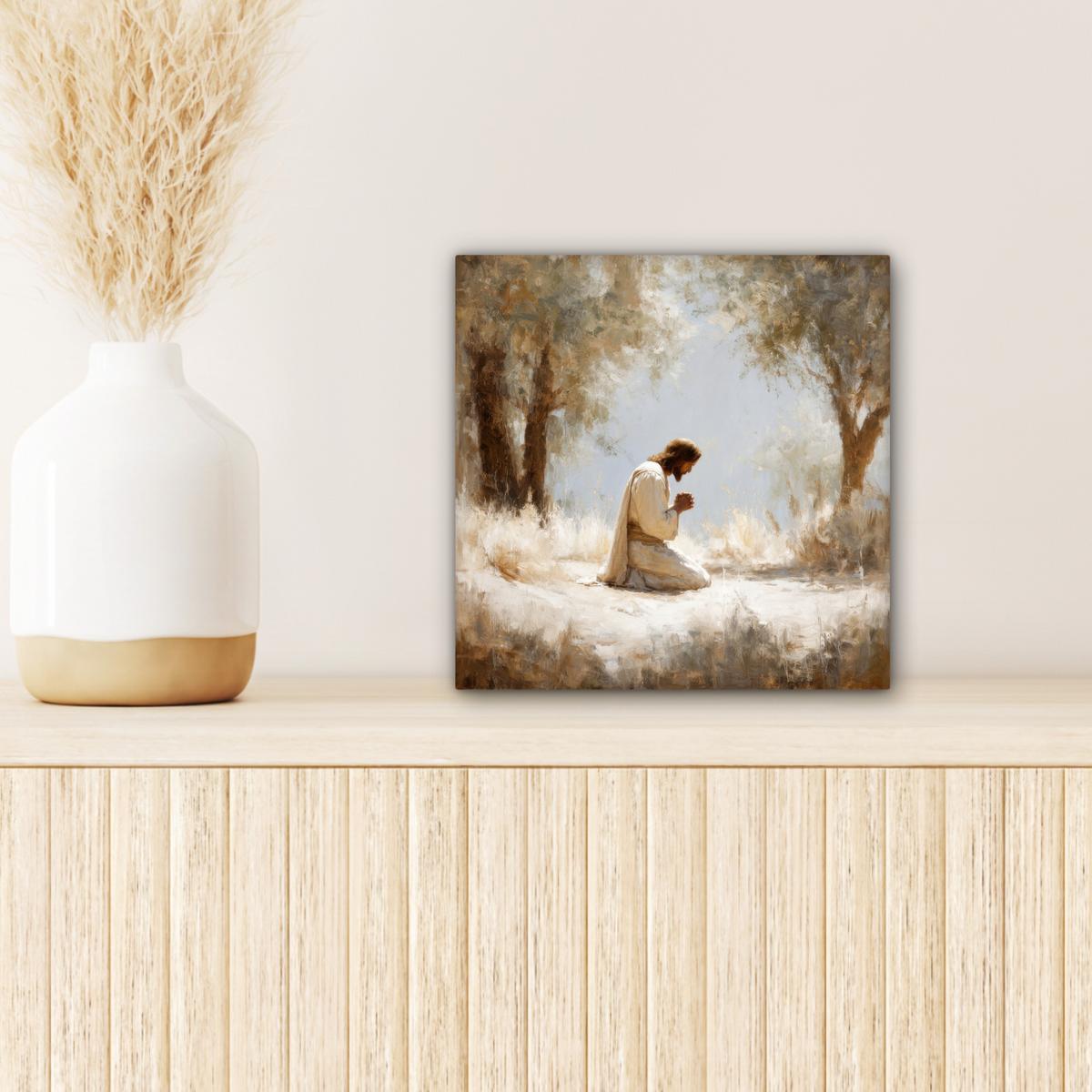 LEINWANDBILD Jesus - Kniend - Waldlandschaft - Betend Deko Wohnzimmer 20x20 cm - Beige/Hellblau, Textil (20/20cm) - MuchoWow